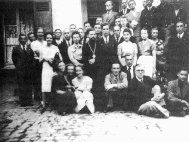 Парижское отделение НСНП в середине 1930-х гг.